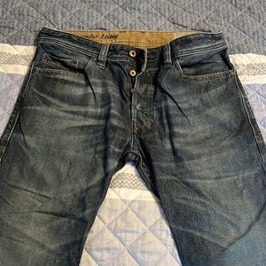 Diesel Safado cut 30 inch waist 32 inch length almost new*